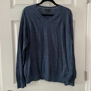 Banana Republic Sweater size L